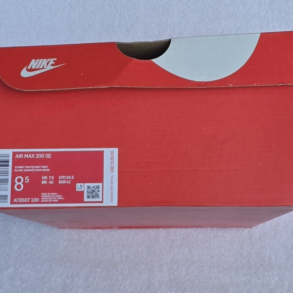 NIKE AIR MAX 200 SE|Summit White/Vast Grey/Gold|Mens 8.5 AT8507-100|Original Box - Picture 7 of 7